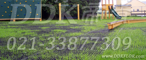 兒童游戲區(qū)黑色樣板圖片，帝肯(DDK)_400_222效果圖，草坪保護(hù)墊