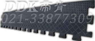 護(hù)邊（2012年款式）樣板圖片，帝肯(DDK)_4600（GB|吉霸）效果圖，健身房地墊,健身房地板,健身房地板膠,健身房地毯,健身房地膠,健身房橡膠地板,健身房防震地墊,減震橡膠墊,pvc橡膠地板,工廠用橡膠地墊,安全橡膠地墊,橡膠地板,橡膠防滑墊 ,橡膠彈性地墊,橡膠地毯,橡膠防滑地毯,橡膠防滑地墊,橡膠腳墊,工業(yè)橡膠地板,工業(yè)地板,工業(yè)地板膠,工業(yè)地磚,工廠地板,工廠地墊,工業(yè)防滑墊,工廠地板膠,工廠地膠,工廠防滑地墊,工廠防滑墊