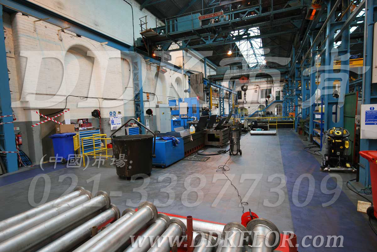 灰色+藍(lán)色_工業(yè)廠房車(chē)間地面地板保護(hù)鋪裝材料樣板圖片,帝肯(DDK)_2000_9979(工業(yè)廠房車(chē)間地面材料)效果圖,庫(kù)房地板,廠房地板材料,廠房地膠,廠房塑膠地板,廠房防滑地膠,維修車(chē)間地板,安全通道用地板,工業(yè)pvc地板,pvc工業(yè)地板,工業(yè)地板磚,工業(yè)地板,工業(yè)地板膠,工業(yè)地膠,工業(yè)塑膠地板,工業(yè)橡膠地板,工業(yè)防滑墊,pvc承重地板,耐重壓地板,工廠車(chē)間地膠,工廠車(chē)間地板革,車(chē)間pvc地板,車(chē)間塑膠地板,車(chē)間用地板膠,車(chē)間地板磚,車(chē)間地板,車(chē)間防砸地板,車(chē)間地膠墊,車(chē)間地面膠皮,倉(cāng)庫(kù)防潮地膠,倉(cāng)庫(kù)地板,防潮地板,防潮板,塑料拼裝地板,塑料拼接地板,塑料橡膠地毯,塑料地板