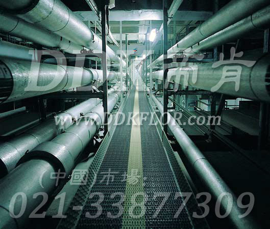 黑色和黃色相間拼裝_工業(yè)環(huán)境通道地面材料樣板圖片,帝肯(DDK)_9900__9979（工廠倉庫車間地面材料）效果圖，通道地毯,安全通道用地板,工業(yè)用格柵地墊,柵格地墊,耐油地墊,耐油膠墊,耐油防滑地墊,耐油防滑墊,耐油耐水地墊,重型防滑耐油墊,工業(yè)耐油地墊,耐壓地板,耐壓耐磨地毯,耐重壓地墊,耐重壓地板,抗壓地墊,抗壓地板,pvc承重地板,車間防滑地墊,車間防滑墊,車間防砸地板,工廠防滑地墊,工廠防滑墊