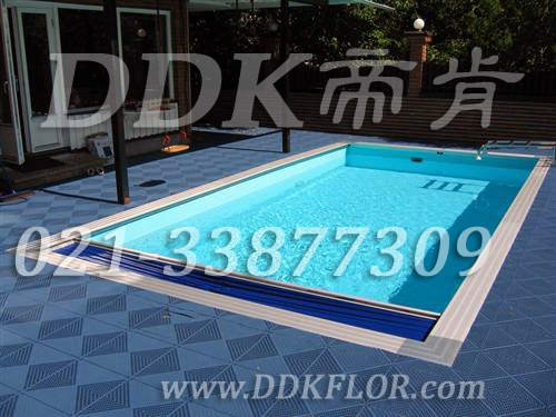 淺藍色平滑表面（3）_泳池周邊防滑墊樣板圖片,帝肯(DDK)_9013（Piz|廣場）效果圖，泳池地膠,泳池防滑地墊,泳池防滑地毯,游泳池防滑墊,游泳池防滑地膠,游泳池地墊