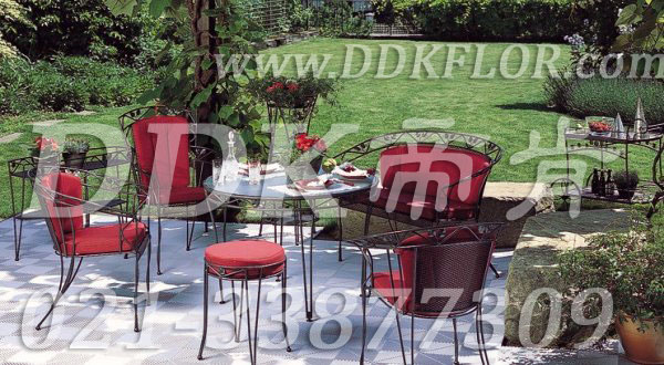 灰白鋪裝_戶外花園地面鋪塑膠地磚樣板圖片,帝肯(DDK)_8100_T550（室外花園地面材料）效果圖，戶外地磚,戶外地板,戶外花園地磚,pvc戶外地板,塑料戶外地板,幼兒園戶外地墊,幼兒園戶外地板,戶外地墊,戶外地毯,戶外地膠,戶外塑料地板,戶外塑膠地毯,戶外花園地板,戶外草坪地墊,戶外防滑墊,花園戶外地板,陽臺(tái)戶外地板,入戶花園地板,入戶花園地面,室外花園地磚,花園地板磚,露臺(tái)花園裝修,室外地板膠,室外地磚,室外地膠,室外塑料地板,室外塑膠地板,室外鏤空拼裝地板,室外防水地板,室外防滑地墊,室外生態(tài)地板,室外環(huán)保地板,室外防腐地板,室外陽臺(tái)地板,室外陽臺(tái)磚,室外露臺(tái)地磚,室外露臺(tái)裝修,幼兒園室外地膠