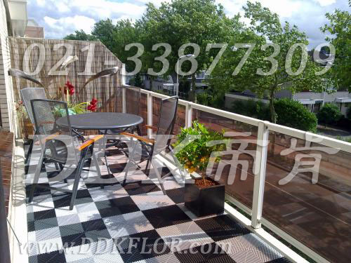 黑加白拼裝組合（2）_露天陽(yáng)臺(tái)新型歐式功能性地板磚效果圖樣板圖片,帝肯(DDK)_8100_T500（露天陽(yáng)臺(tái)地面材料）效果圖,別墅陽(yáng)臺(tái)地板,別墅陽(yáng)臺(tái)裝修,室外陽(yáng)臺(tái)地板,室外陽(yáng)臺(tái)磚,室外露臺(tái)地磚,室外露臺(tái)裝修,舞臺(tái)地板,陽(yáng)臺(tái)地板磚,陽(yáng)臺(tái)地磚裝修,陽(yáng)臺(tái)戶外地板,陽(yáng)臺(tái)拼裝地板,陽(yáng)臺(tái)裝修,露臺(tái)地板,露臺(tái)地磚,露臺(tái)地面裝修,露臺(tái)拼接地板,露臺(tái)花園裝修,露臺(tái)防滑地板,露臺(tái)防滑地磚,頂樓露臺(tái)裝修,室外生態(tài)地板,室外環(huán)保地板,室外防腐地板