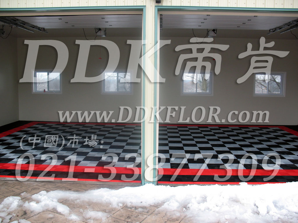 私人車庫(kù)地面鋪裝地板材料(11)_灰色加黑和紅組合樣板圖片,帝肯(DDK)_8100_C618(私人車庫(kù)地面材料)效果圖 私人車庫(kù)地面鋪裝地板材料(11)_灰色加黑和紅組合樣板圖片,帝肯(DDK)_8100_C618(私人車庫(kù)地面材料)效果圖,別墅私家車庫(kù)裝修,車庫(kù)pvc地板,車庫(kù)地坪,車庫(kù)地墊,車庫(kù)地板,車庫(kù)地膠,車庫(kù)塑料地毯,車庫(kù)塑膠地板,車庫(kù)防滑墊