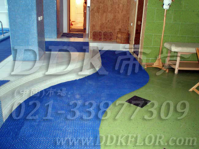 藏藍色_桑拿休閑池邊防滑鋪地材料(8)樣板圖片,帝肯(DDK)_8200_337效果圖, 藏藍色_桑拿休閑池邊防滑鋪地材料(8)樣板圖片,帝肯(DDK)_8200_337效果圖,衛(wèi)浴防滑墊,洗浴防滑墊,洗澡間防滑墊,浴室pvc格柵地板,浴室地墊,浴室地板,浴室地板磚,浴室地毯,浴室地磚,浴室地膠,浴室墊,浴室防滑地墊,浴室防滑地板,浴室防滑地磚,浴室防滑地膠,浴室防滑墊,浴室防滑疏水磚,浴池防滑地墊,浴池防滑墊,淋浴房防滑墊