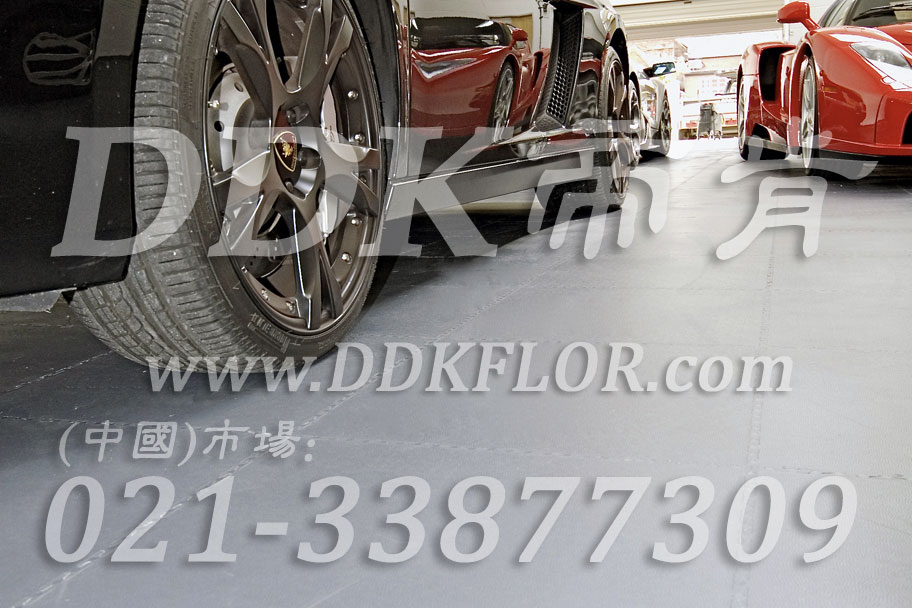 私家車庫(kù)裝修車庫(kù)地坪地面材料（15）_灰色平紋防滑表面車庫(kù)地板樣板圖片,帝肯(DDK)_2000_C618（地下車庫(kù)地面材料）效果圖