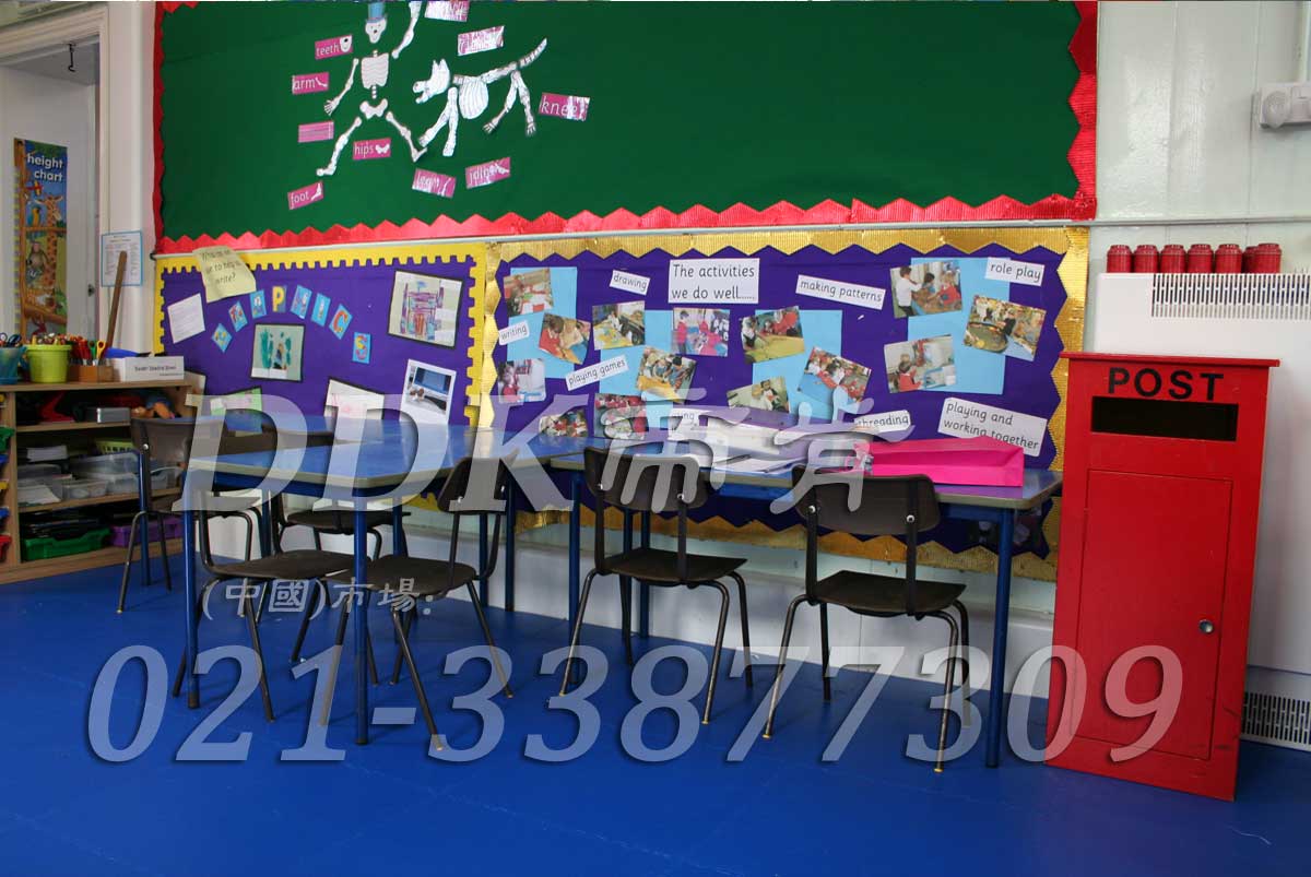 可直接鋪裝的幼兒園拼裝地板_藍(lán)色滿鋪(2)樣板圖片,帝肯(DDK)_2000_3377(幼兒園教室地面材料)效果 可直接鋪裝的幼兒園拼裝地板_藍(lán)色滿鋪(2)樣板圖片,帝肯(DDK)_2000_3377(幼兒園教室地面材料)效果圖,幼兒園pvc塑膠地板,幼兒園地板,幼兒園地板磚,幼兒園地板膠,幼兒園地板革,幼兒園塑料地板,幼兒園室內(nèi)地板,幼兒園拼裝地板,幼兒園教室地板